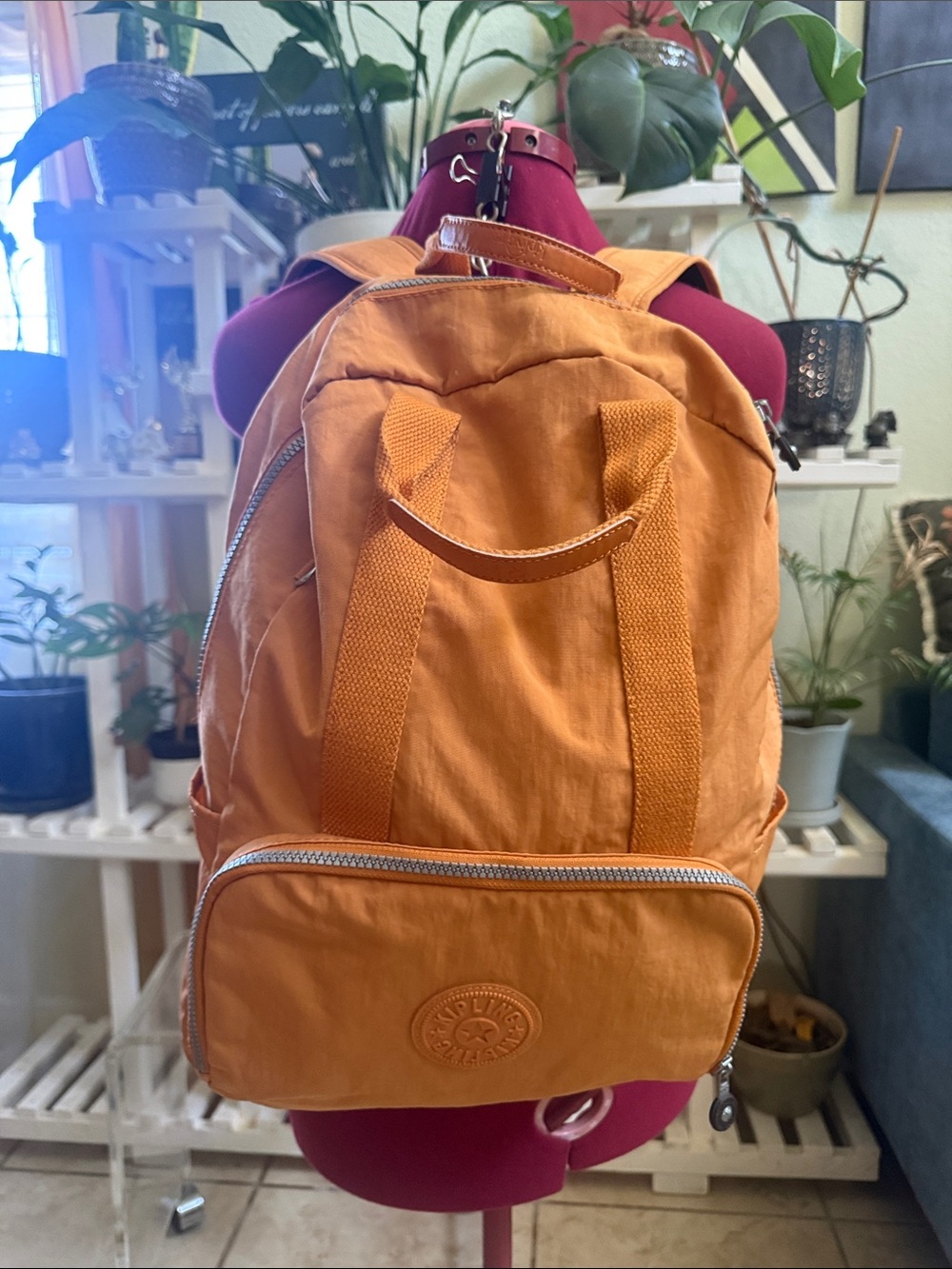 Kipling crinkled nylon backpack- pre-owned.